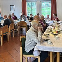 Senioren treffen sich zum 1. Advent